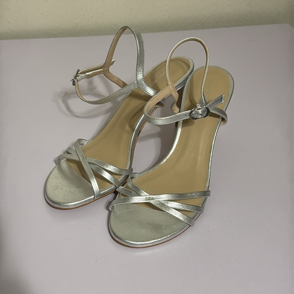 Stuart Weitzman Starla Strappy Heel - Picture 4 of 6